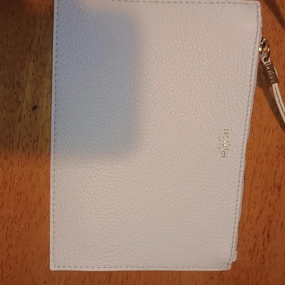 BOTKIER Elegant White Perforated Tote Bag in EUC Comes w Detachable Wristlet - Picture 8 of 17